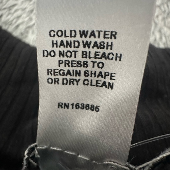 LOVE ADY‎ Ribbed Knit, Neck Cutout, Black Midi Dress Size Large NWT - Picture 9 of 9